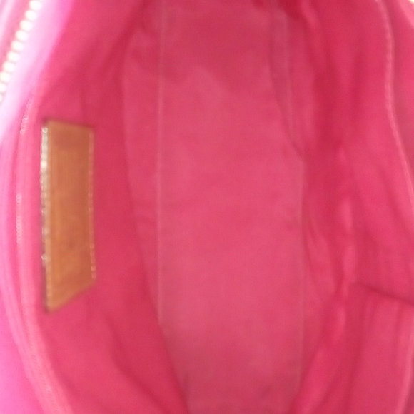 Coach - Picture 5 of 5